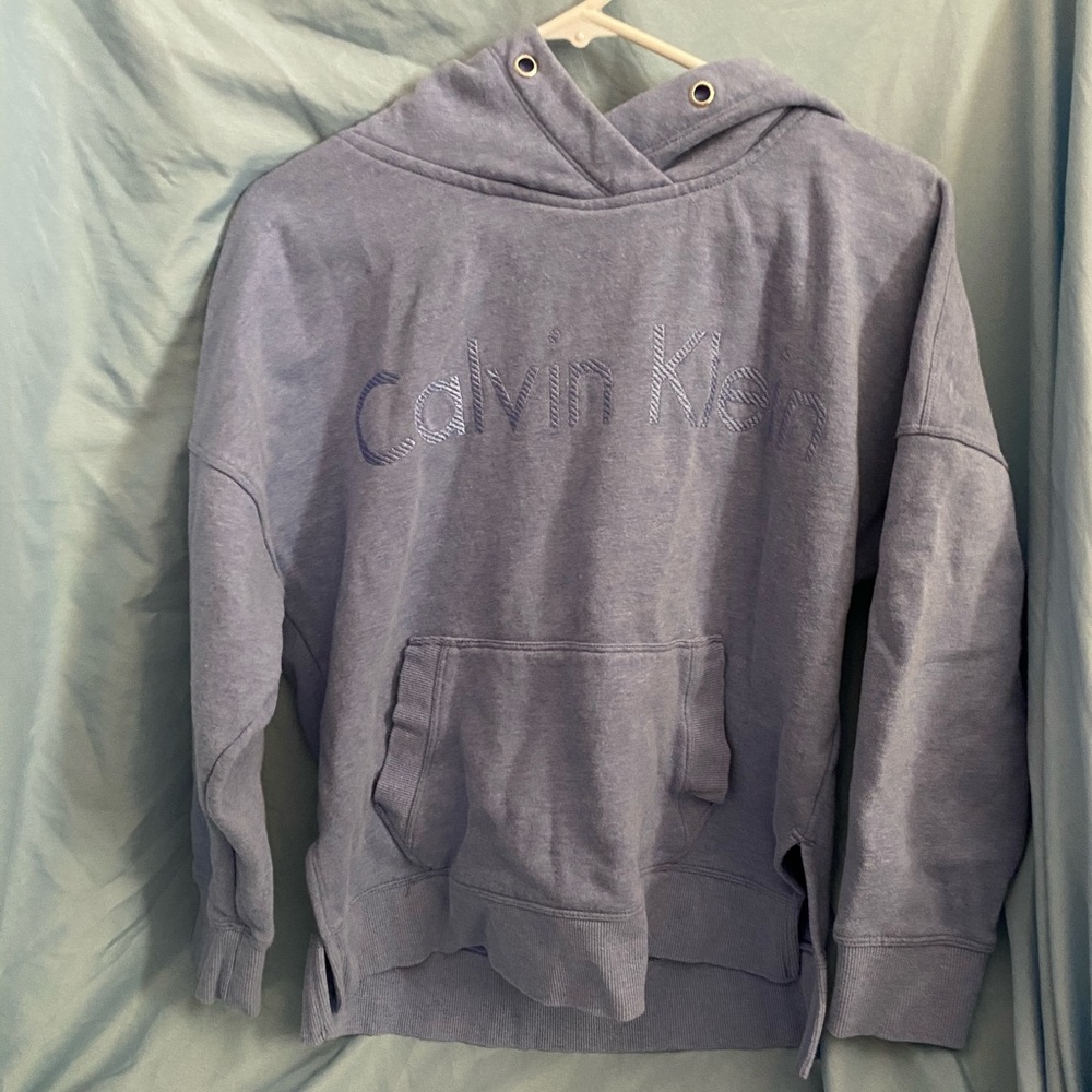 Calvin Klein light blue/purple sweatshirt